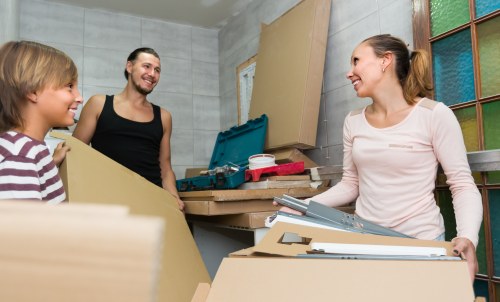 Customer complaint process for a removal van service